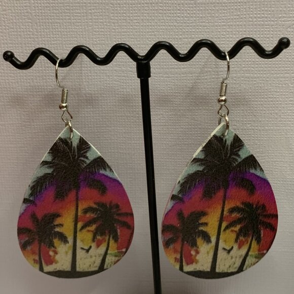 Palm Tree Earring, Tree Earring, Beach Earring, Gift Idea, Sunset Earring, Tree - Picture 6 of 6